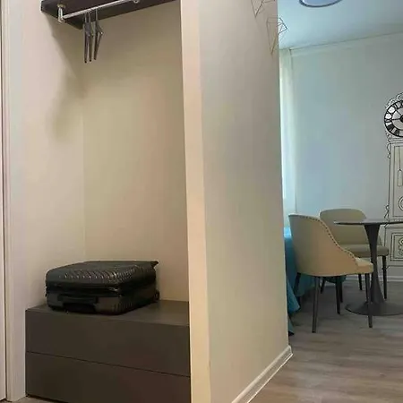 Lägenhet Studio In Perlar, Veronafiera
